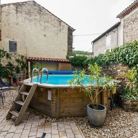 Holiday home With Pool In Cabard S Cuxac-Cabardes